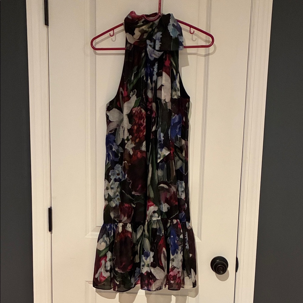 Anne Klein Multicolor Floral Midi Dress. Size 6